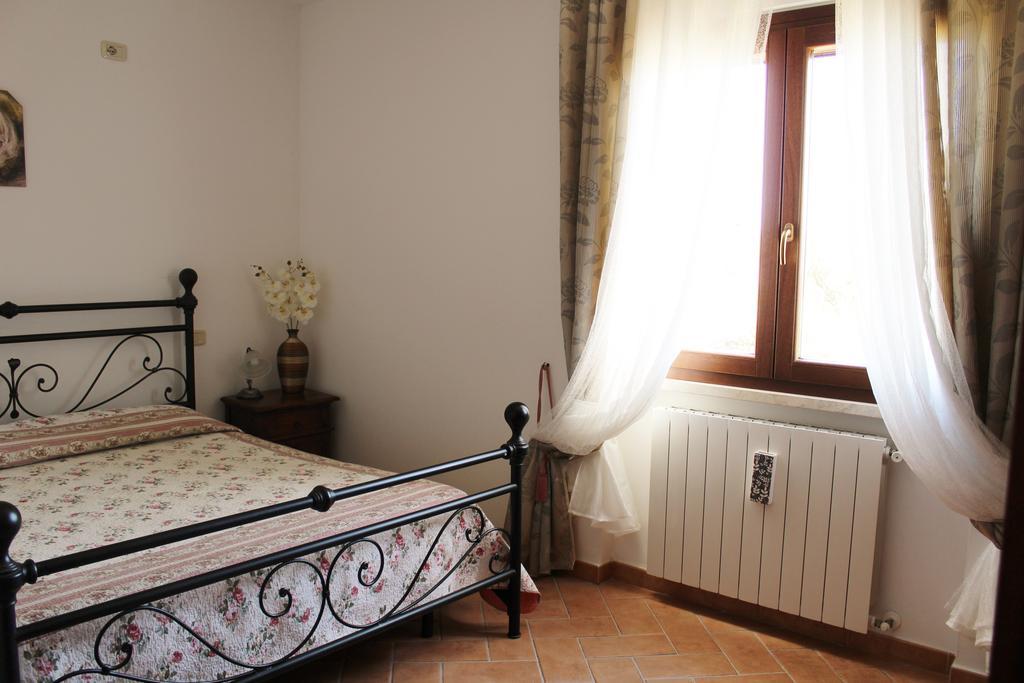 Agriturismo Colle D' Oro ペーシャ・ロマーナ エクステリア 写真