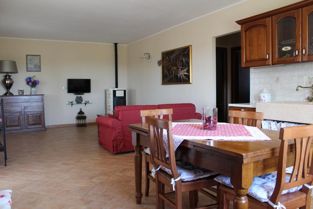 Agriturismo Colle D' Oro ペーシャ・ロマーナ エクステリア 写真